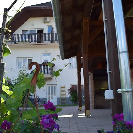 In Siofok/balaton 35514 Apartman *